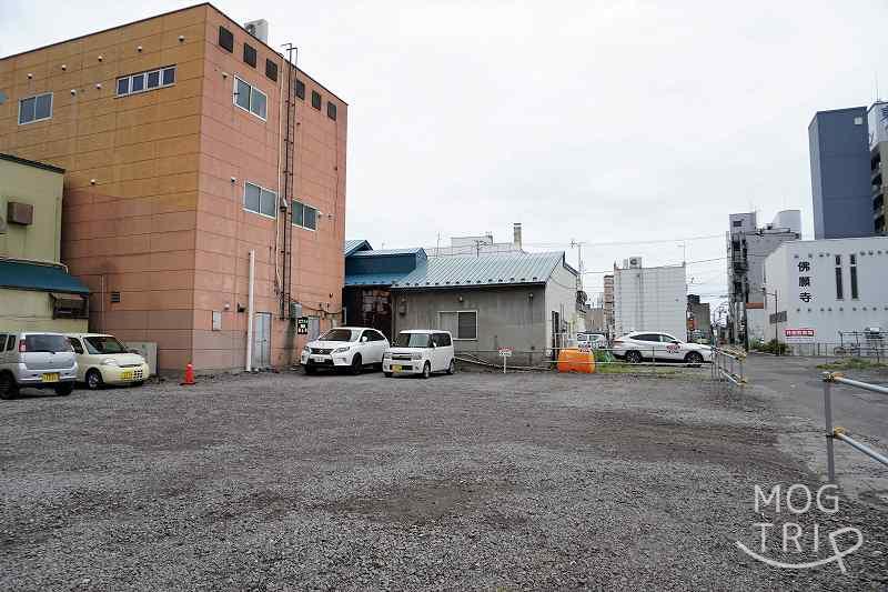 「函館麺屋ゆうみん」駐車場