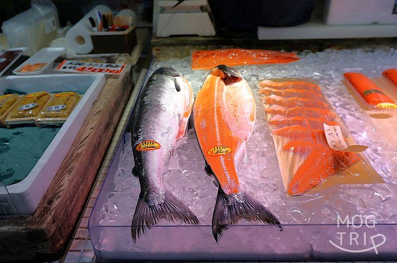 OMO5函館の「朝の自由市場 専門店めぐり」